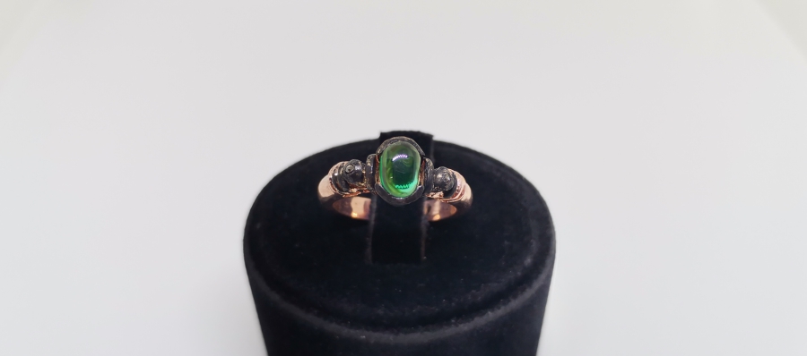 PIRLANTA VE DÜZ KESİM SAFİR TAŞLI YÜZÜK