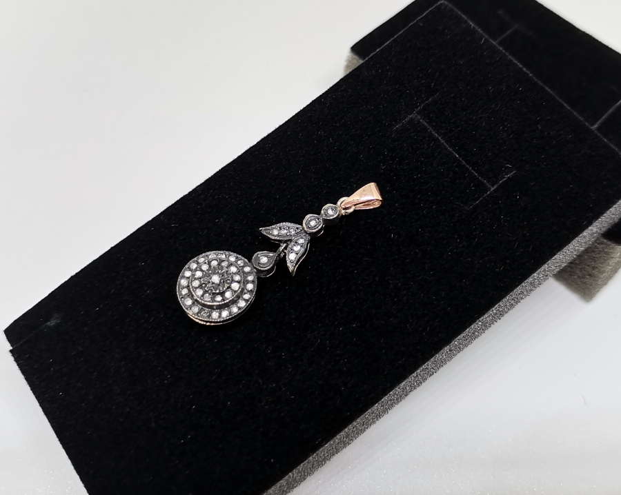 ELMAS TAŞLI HÜRREM MODEL KOLYE UCU