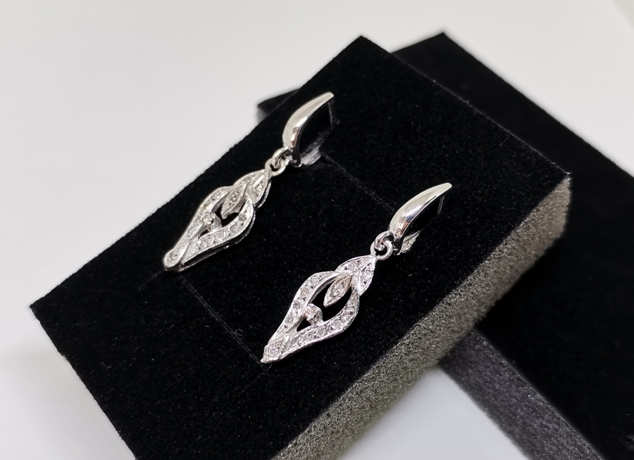 MEKİK MODEL PIRLANTA TAŞLI KÜPE