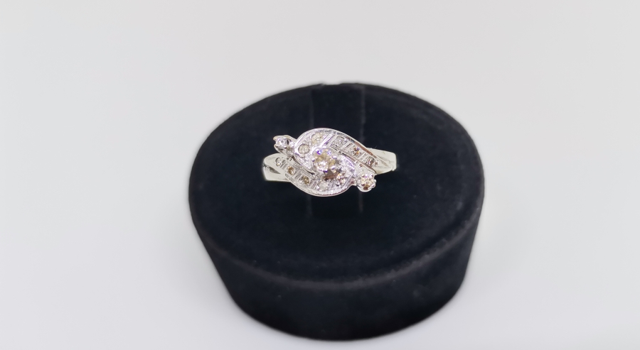 MİNİ SALYANGOZ MODELİ PIRLANTA TAŞLI YÜZÜK