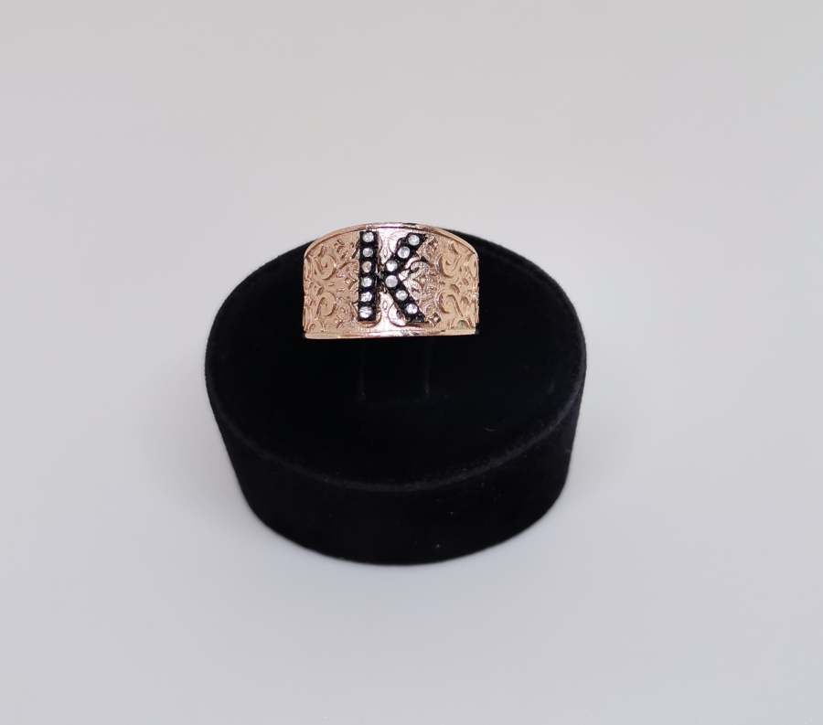 ÜZERİ HARFLİ ELMAS YÜZÜK - 28 HARF MEVCUTTUR - KAZANANA İSTEDİĞİ HARF GÖNDERİLECEKTİR