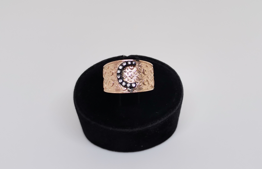 ÜZERİ HARFLİ ELMAS YÜZÜK - 28 HARF MEVCUTTUR - KAZANANA İSTEDİĞİ HARF GÖNDERİLECEKTİR