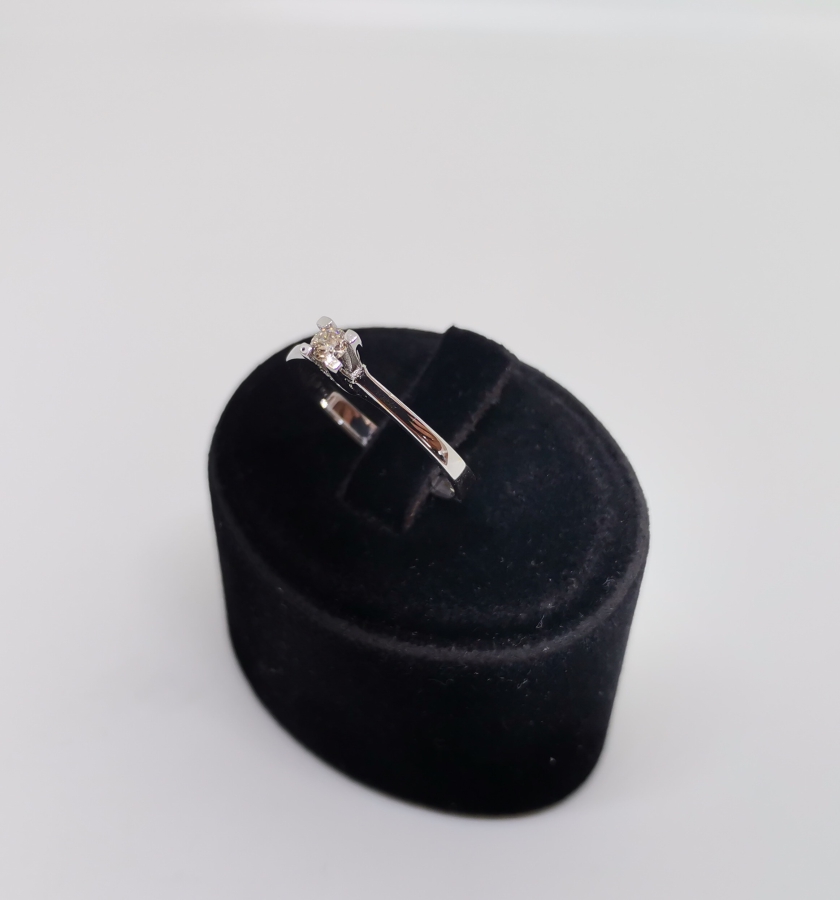 TEKTAŞLI PIRLANTA YÜZÜK