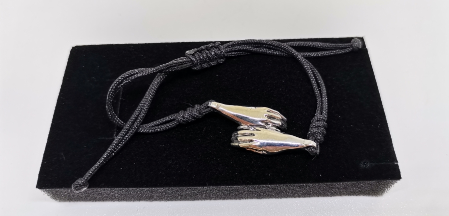 ÇİFT HANIMELİ MODELİ PIRLANTA TAŞLI BİLEKLİK