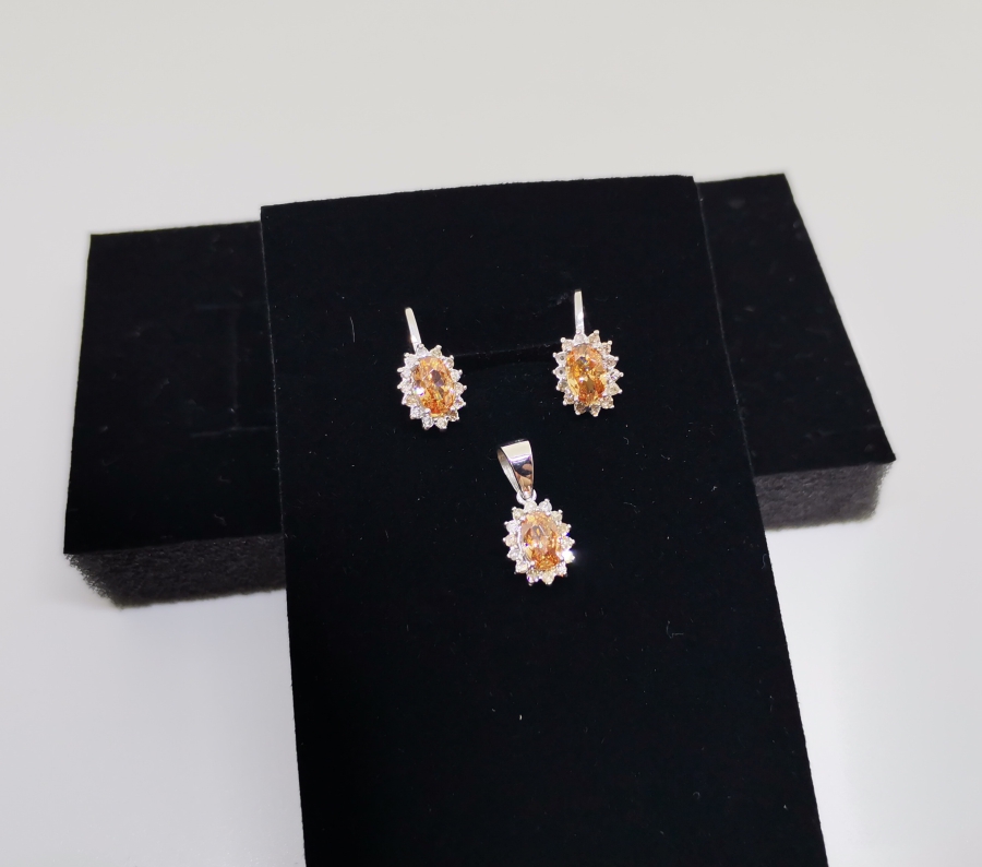 SİTRİN VE PIRLANTA TAŞLI KOLYE KÜPE TAKIMI