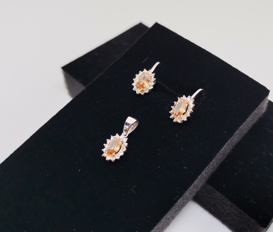 SİTRİN VE PIRLANTA TAŞLI KOLYE KÜPE TAKIMI