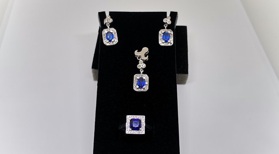 PIRLANTA VE SAFİR TAŞLI TAM TAKIM SET