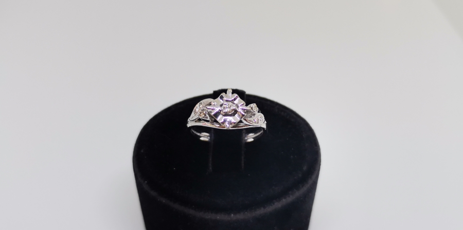 KAR TANESİ MODEL PIRLANTA YÜZÜK