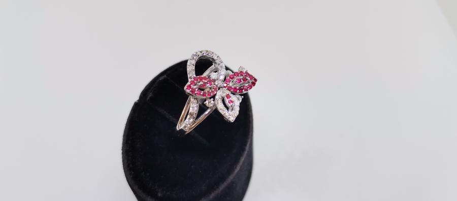 FİYONK MODEL YAKUT VE  PIRLANTA TAŞLI YÜZÜK