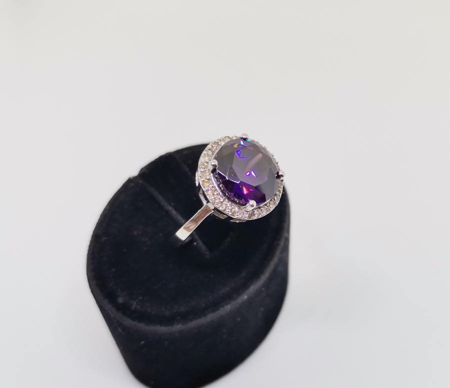 BÜYÜK AMETİST VE PIRLANTA TAŞLI YÜZÜK