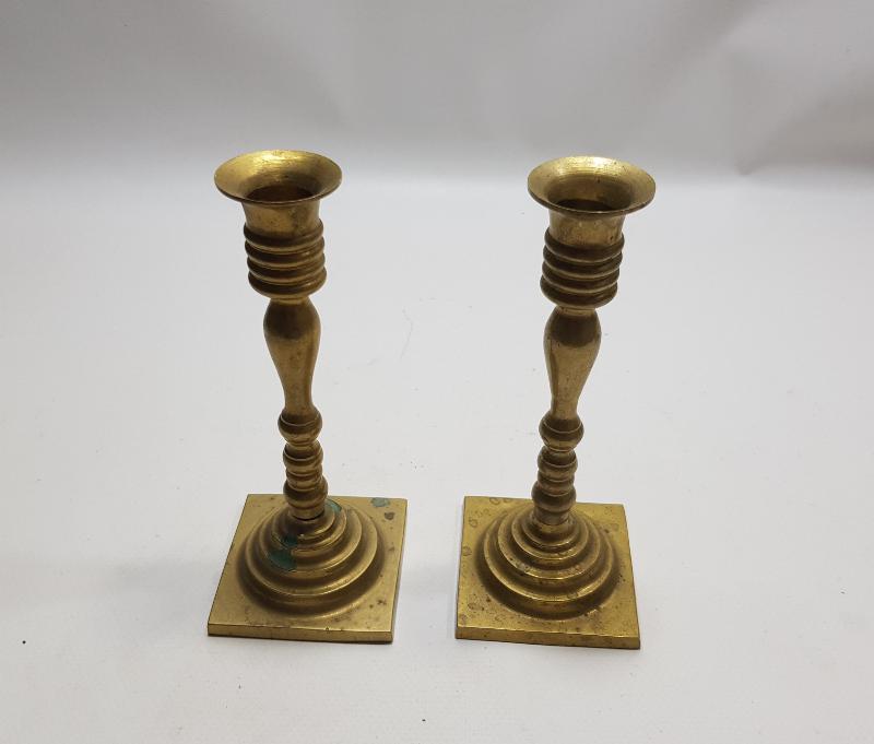 ANTİKA BİR ÇİFT PİRİNÇ ŞAMDAN