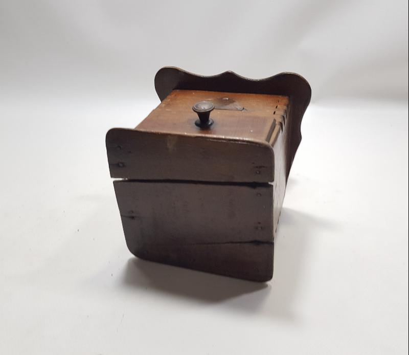 OSMANLI DÖNEMİ AHŞAP KAHVE DEĞİRMENİ