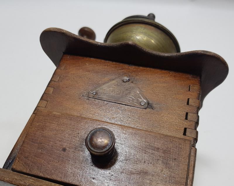 OSMANLI DÖNEMİ AHŞAP KAHVE DEĞİRMENİ