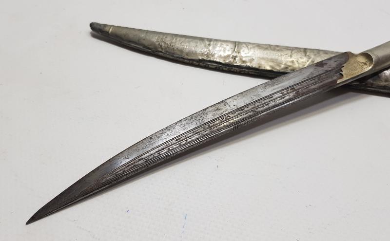 OSMANLI DÖNEMİ GİRİT İŞİ GÜMÜŞ SALDIRMA HANÇER