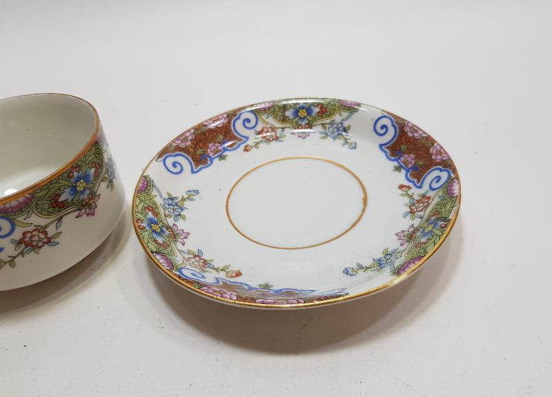 OSMANLICA MOSKOF DAMGALI PORSELEN ÇAY FİNCANI