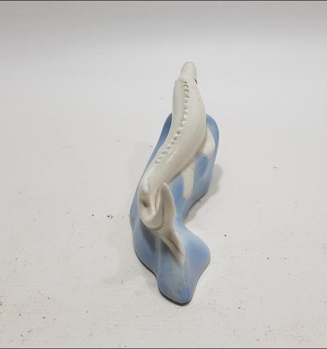 ANTİKA MERSİN BALIĞI FORMLU PORSELEN BİBLO