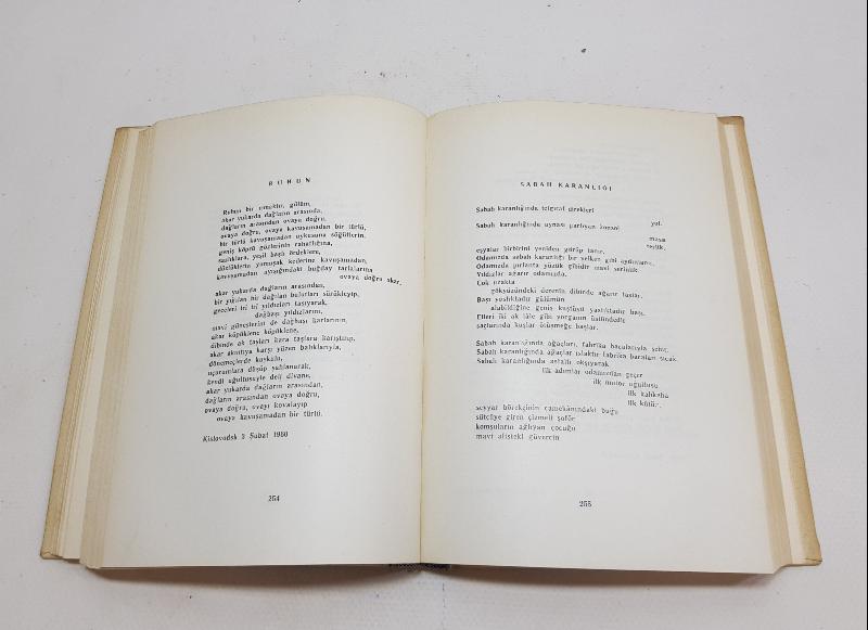 NADİR KİTAP: 1968 SOFYA BASKI NAZIM HİKMET BÜTÜN ESERLERİ - CİLT 2