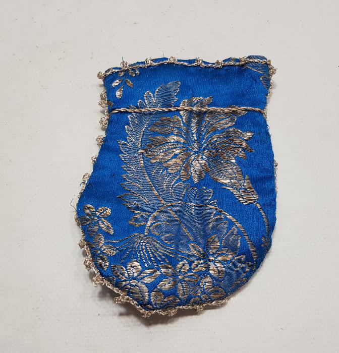 OSMANLI DÖNEMİ GÜMÜŞ SIRMA İŞLEMELİ ELMASİYE KESE