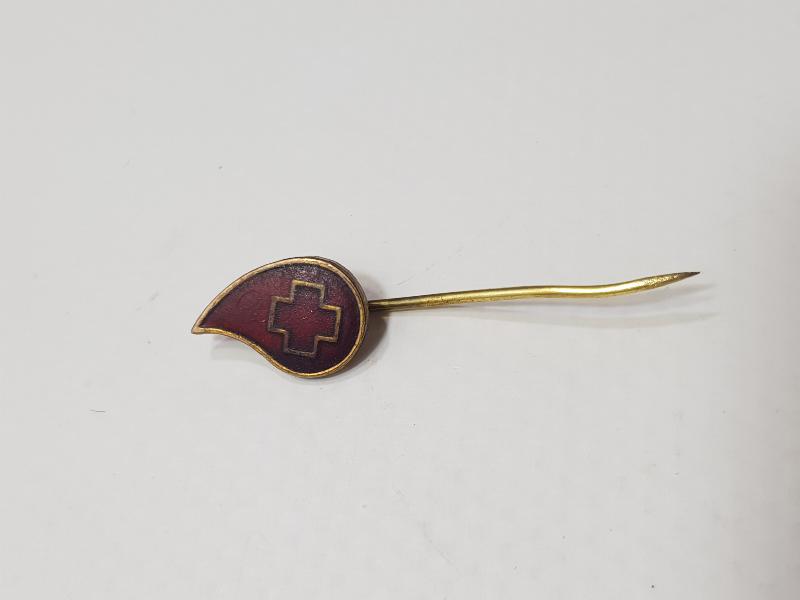 ANTİKA MİNELİ KIZIL HAÇ ROZETİ
