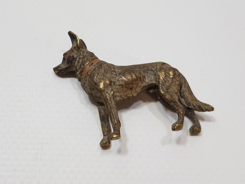 SANATÇI İŞİ ANTİKA KÖPEK BİBLOSU