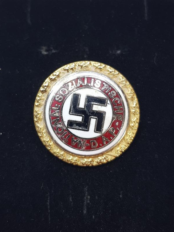 2. DÜNYA SAVAŞI MİNELİ NAZİ ROZETİ