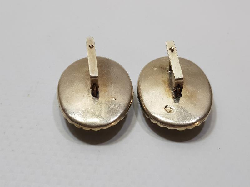 YEŞİM VE ELMAS TAŞLARLA SÜSLÜ KÜPE