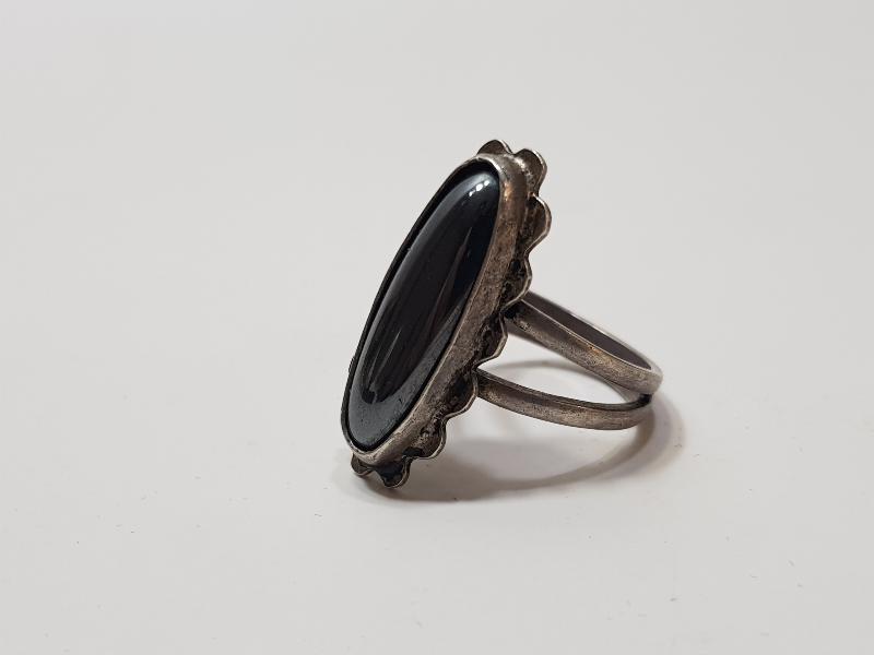 OLTU TAŞLI GÜMÜŞ YÜZÜK