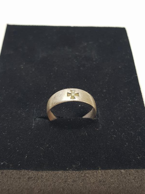 1. DÜNYA SAVAŞI HAÇ RESİMLİ GÜMÜŞ SUBAY YÜZÜĞÜ