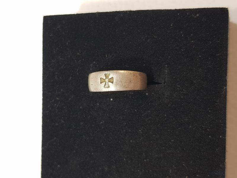 1. DÜNYA SAVAŞI HAÇ RESİMLİ GÜMÜŞ SUBAY YÜZÜĞÜ