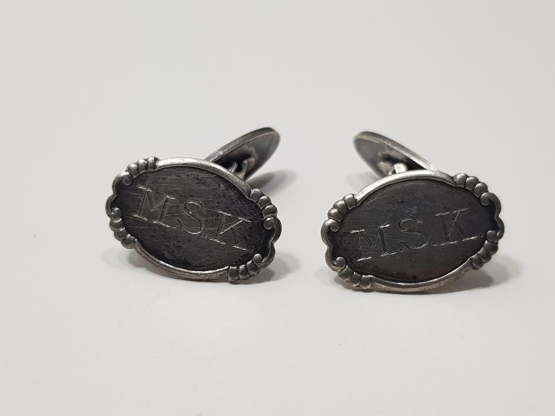 ANTİKA MSK İNSİYALLİ GÜMÜŞ KOL DÜĞMESİ