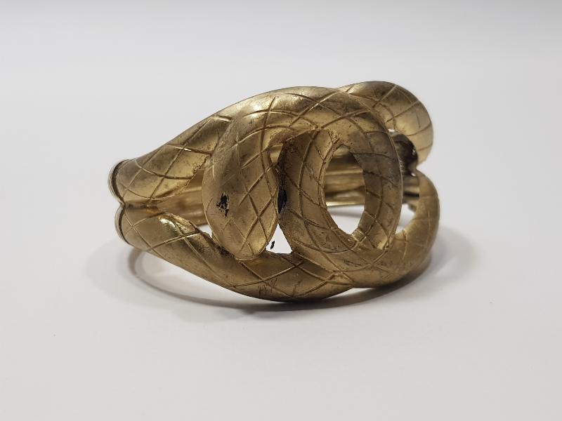 YILAN FORMLU BİJUTERİ BİLEZİK