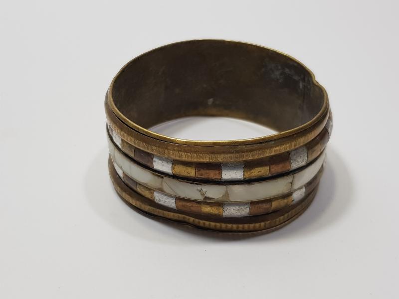 SEDEF İŞLEMELİ ANTİKA BİLEZİK