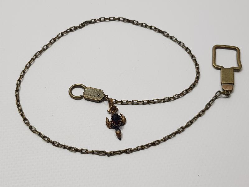 ANTİKA LAL TAŞLI KUŞ APLİKLİ SAAT KÖSTEĞİ