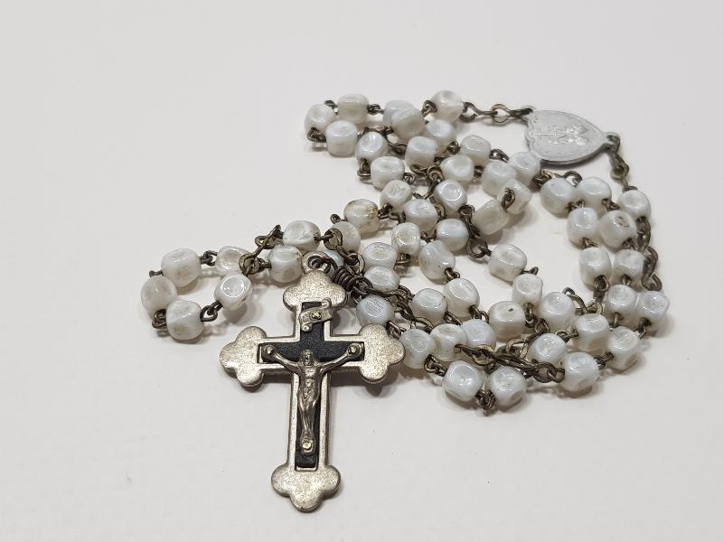 ANTİKA SEDEF PAPAZ TESPİHİ