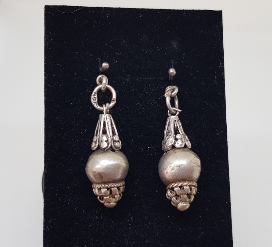 NADİR FORMDA OSMANLI DÖNEMİ GÜMÜŞ KÜPE