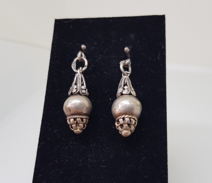 NADİR FORMDA OSMANLI DÖNEMİ GÜMÜŞ KÜPE