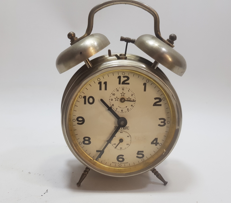 PETER MARKA KURMALI ANTİKA MASA SAATİ