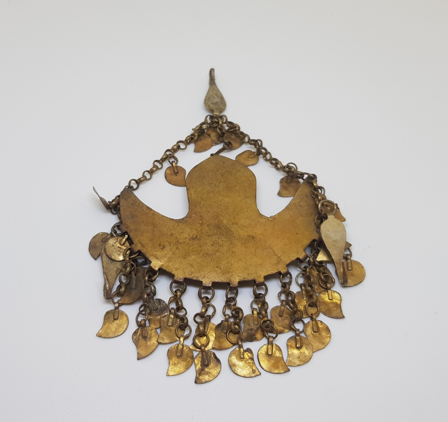 OSMANLI DÖNEMİ GÜHERZE İŞÇİLİKLİ VE ALTIN VERMEYLİ NADİR FORMDA EKSİKSİZ FES SÜSÜ