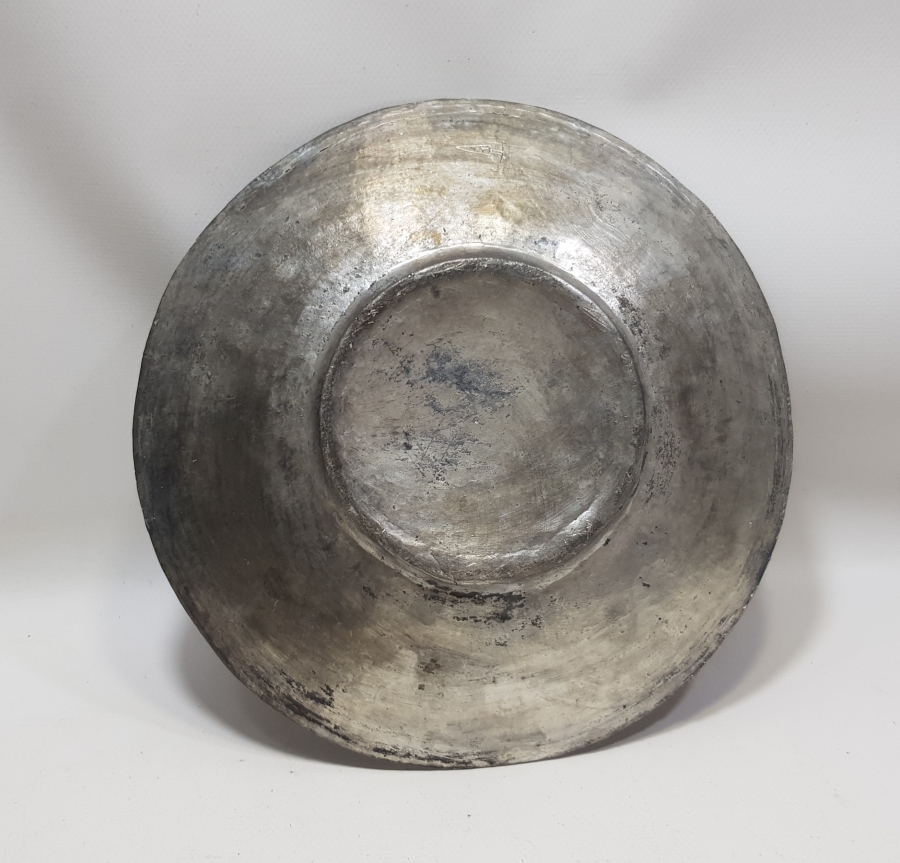 53. BÖLÜKTEN BİR YENİÇERİYE AİT REMİZLİ LENGER