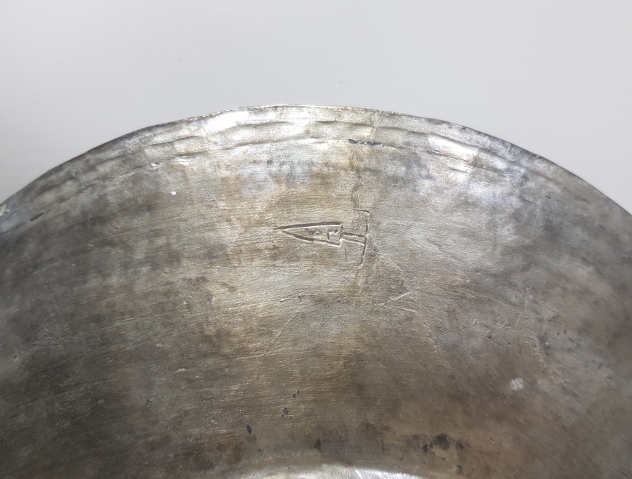 53. BÖLÜKTEN BİR YENİÇERİYE AİT REMİZLİ LENGER