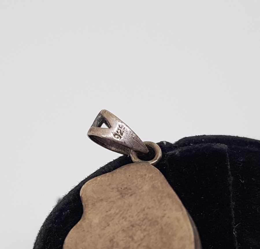 ÜZERİ MERCANLI ÖZEL YAPIM KOLYE UCU