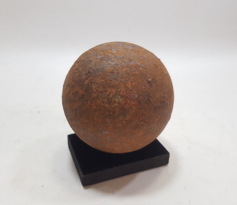 OSMANLI DÖNEMİ GEMİ TOPLARINDA KULLANILAN ÇOK NADİR TOP GÜLLESİ