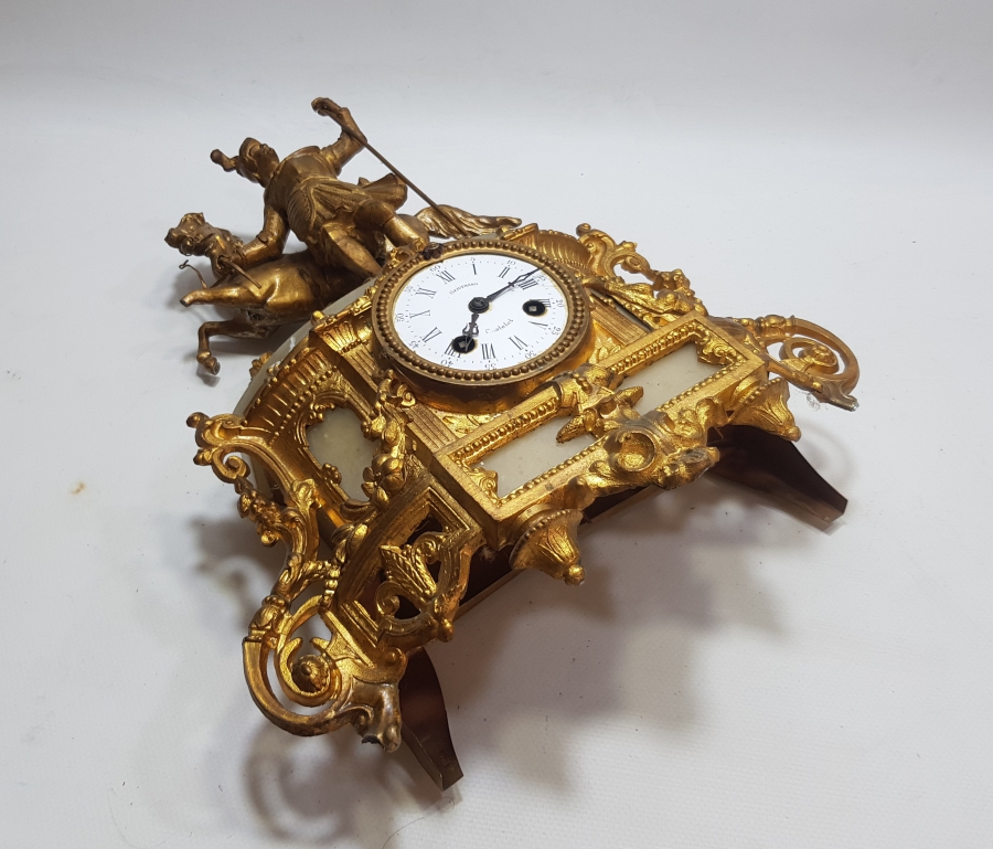 1850LERDEN BAŞLARI BÜYÜK BOY ŞÖMİNE SAATİ