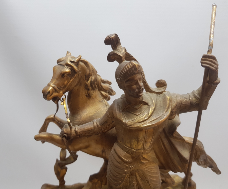 1850LERDEN BAŞLARI BÜYÜK BOY ŞÖMİNE SAATİ