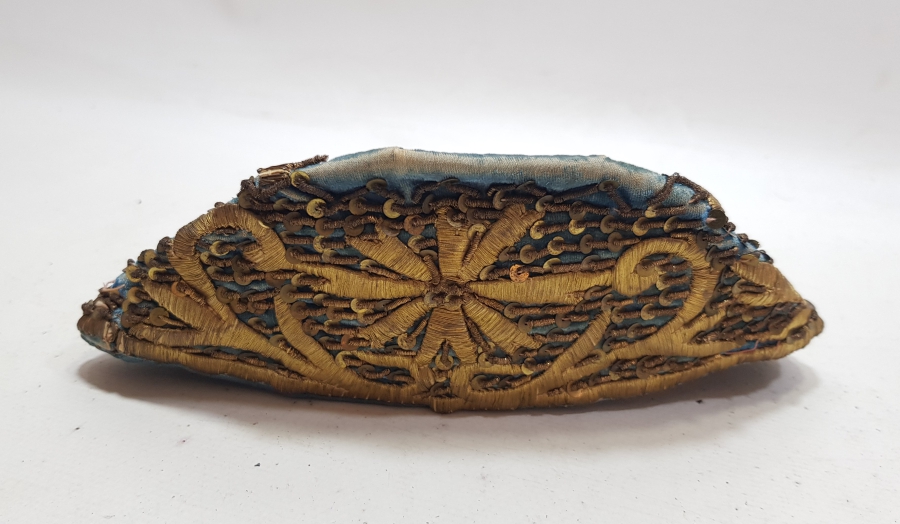 ÜZERİ OSMANLICA YAZILI VE AY YILDIZLI OSMANLI DÖNEMİ BOSNA İŞİ ÇOK NADİR GELİN FESİ