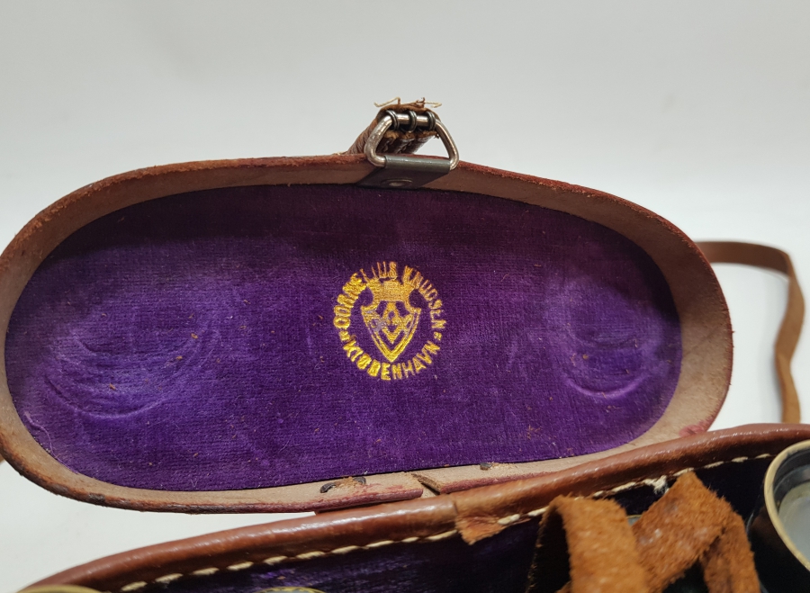 ORİJİNAL KUTUSUNDA OSMANLI DÖNEMİ SUBAY DÜRBÜNÜ