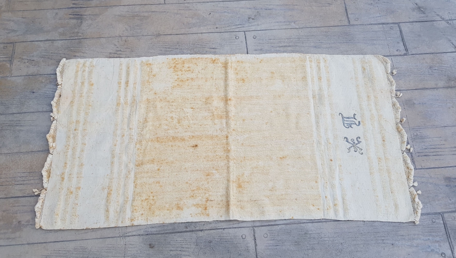 GÜMÜŞ TELKIRMA İŞÇİLİKLİ VE İNSİYALLİ OSMANLI DÖNEMİ RUM İŞİ YAĞLIK