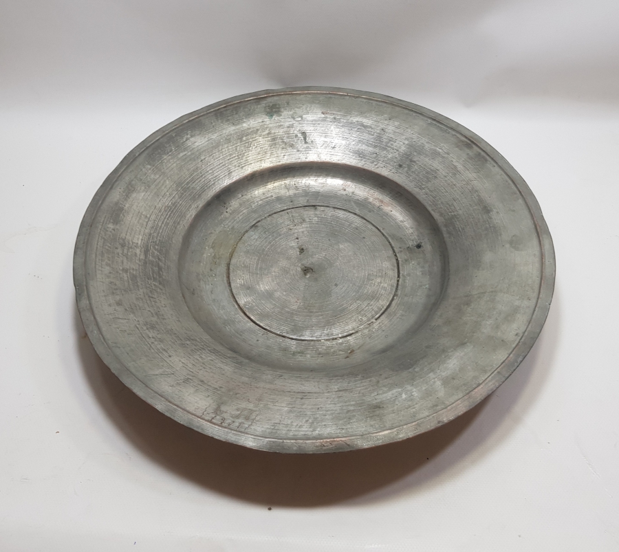 ÜZERİ RUMCA İNSİYALLİ VE SELVİ PALMETLİ 1901 TARİHLİ DEV BOYDA KUZU LENGERİ