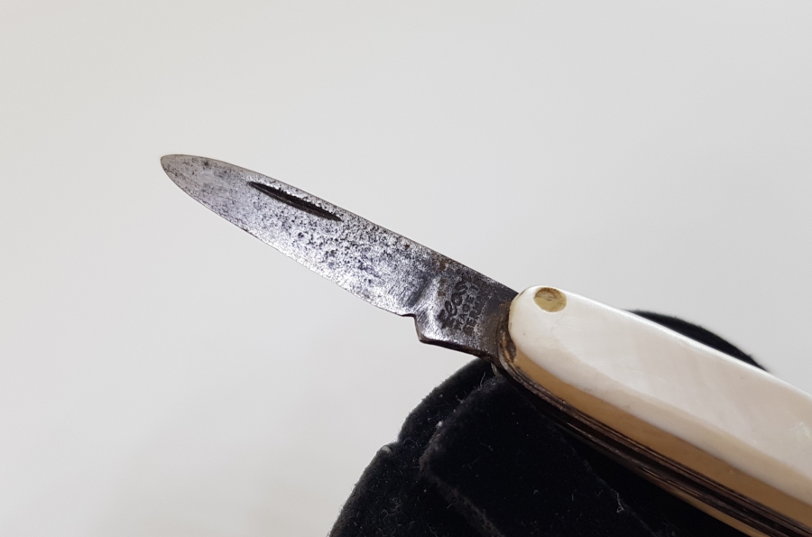 ANTİKA ALMAN YAPIMI SEDEF SAPLI MİNİ ÇAKI