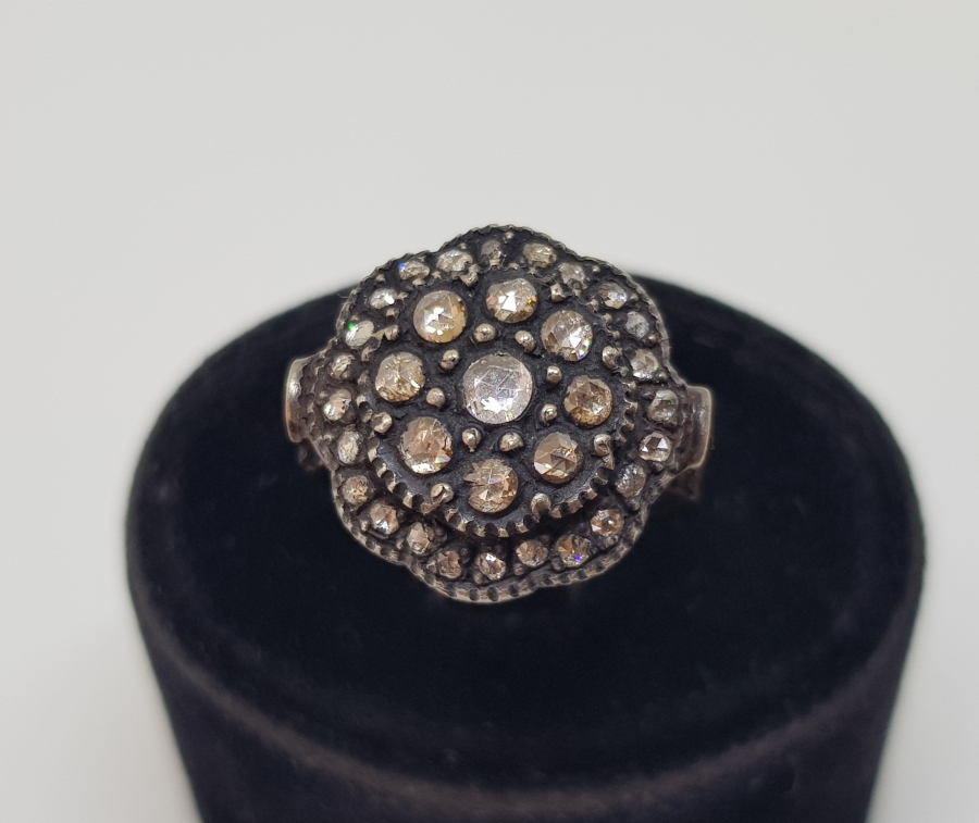 ÖZEL YAPIM ANTİKA DİVANHANE ÇİVİSİ MODELİ ELMAS TAŞLI YÜZÜK